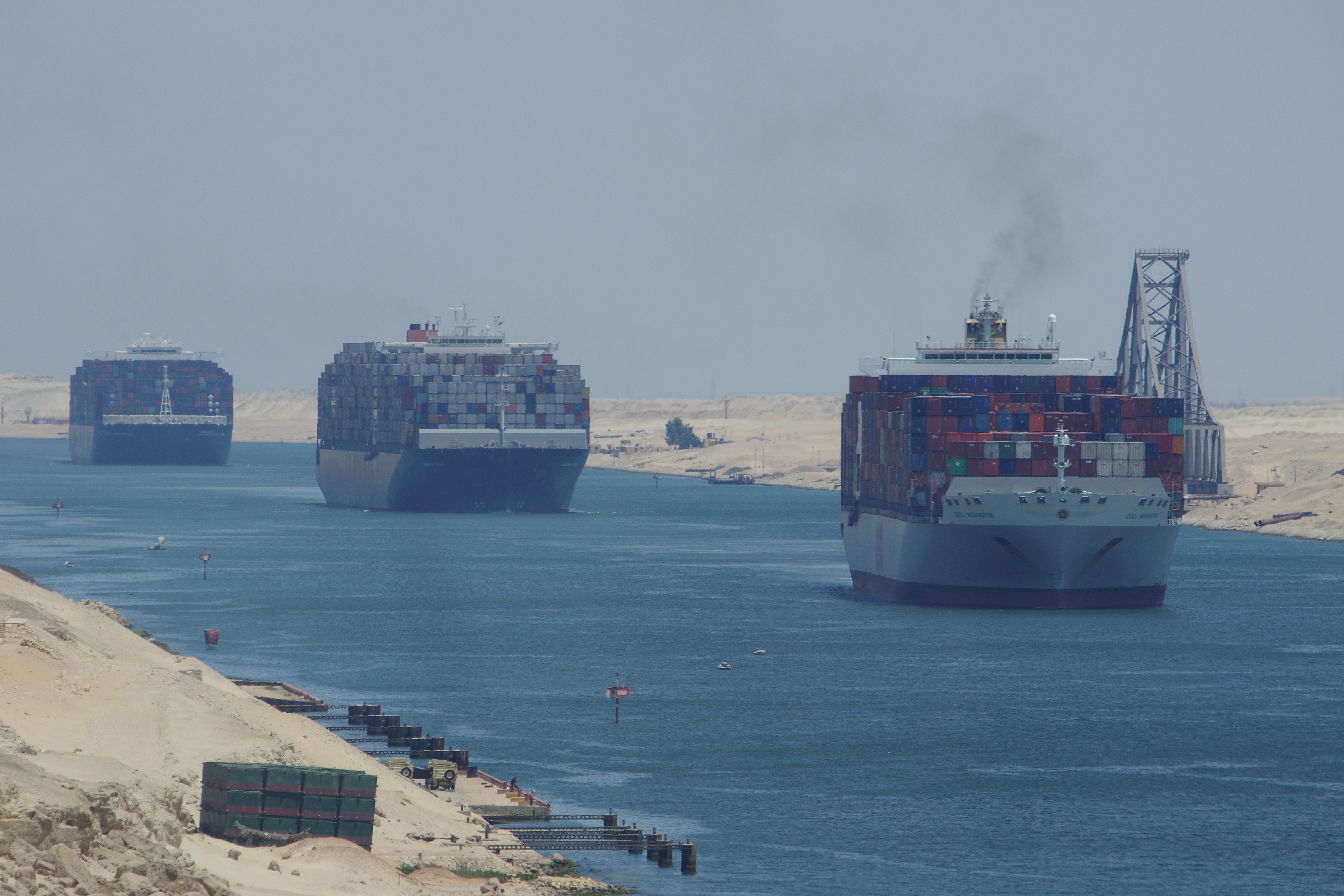 Passieren des Suezkanals (z.B. HSR-6-11a)
